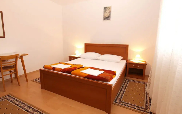 Apartment 359