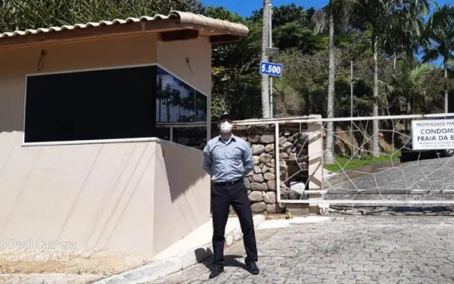 Paraíso! Casa de 2 andares com pier exclusivo