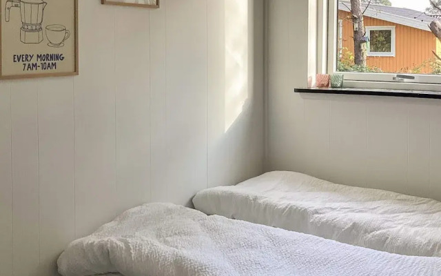 Pet-friendly Stay Near Beach