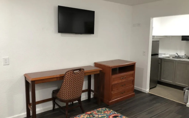 Solano Inn