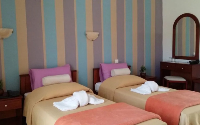 Metoxi Hotel