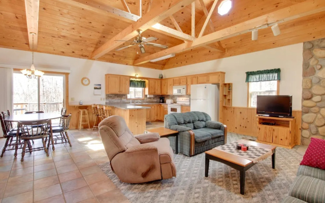 Minnesota Cabin Rental: 3 Mi to Pelican Lake!