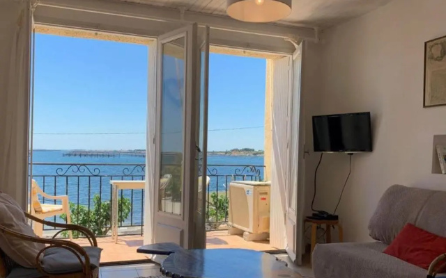 Appartement Bouzigues, 2 pièces, 2 personnes - FR-1-604-33