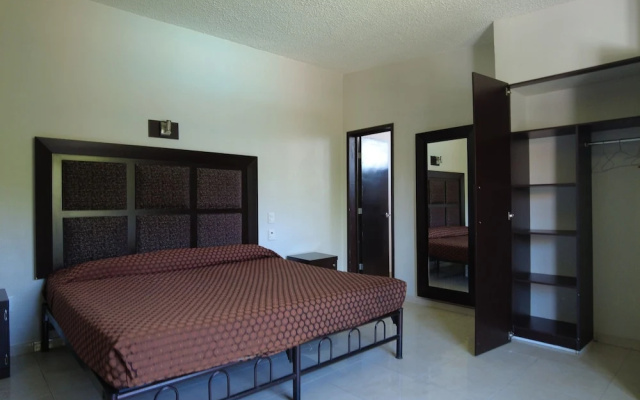 Hotel O Puente