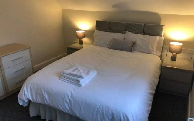 The Upper Room Apartment