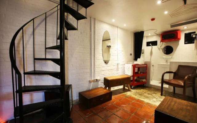 Zhengxing Yenping Apartment