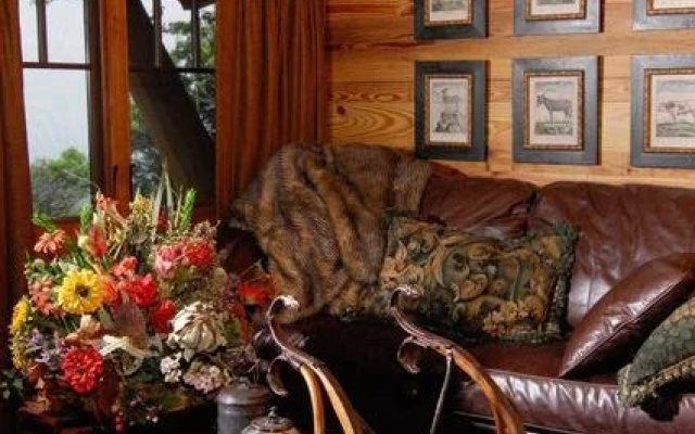 Sterling Lodge