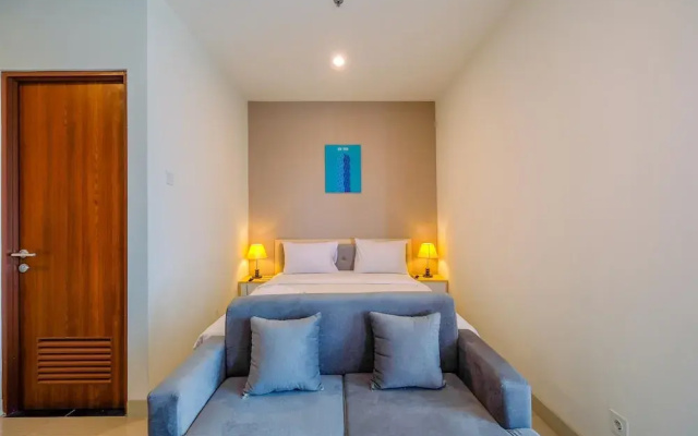 Cozy And Great Choice Studio At Grand Kamala Lagoon Apartment