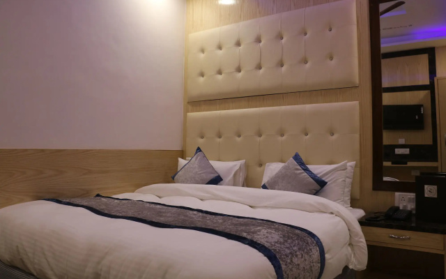 Hotel Karlo Kastle