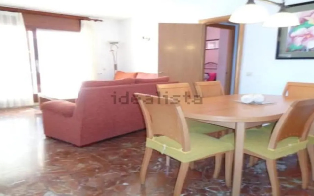 Sea Front Apartment 2 Pools