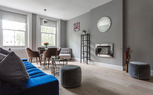 Stylish 2 Bedroom Flat in Kensington Near Hyde Park