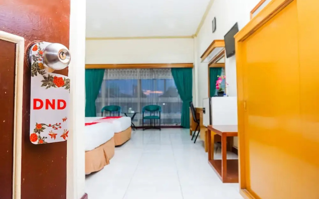 Oyo 375 Hotel Bougenville