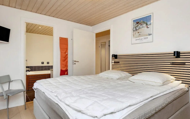 6 Person Holiday Home in Hjorring