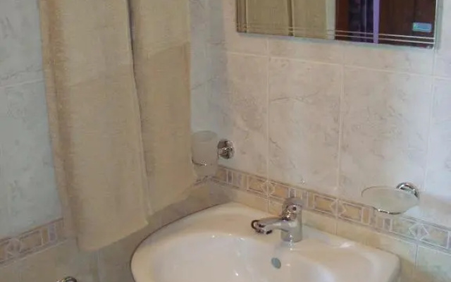 Villa Mari Guest Rooms