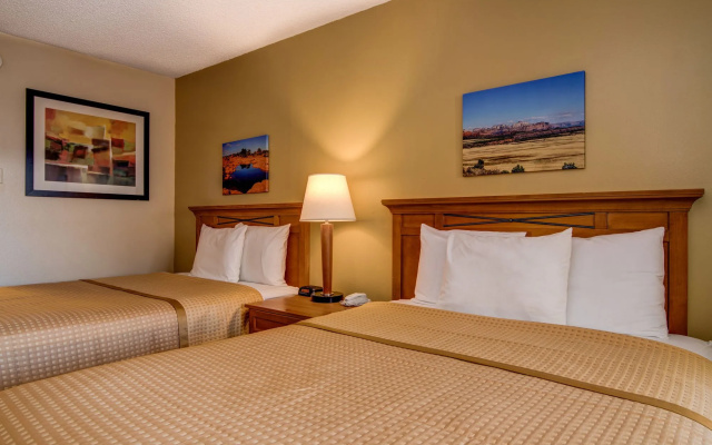 Cedar Lodge