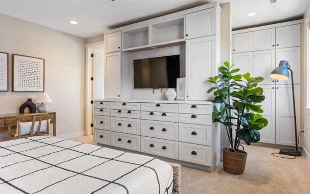 No Bad Days 5 Bedroom Townhouse
