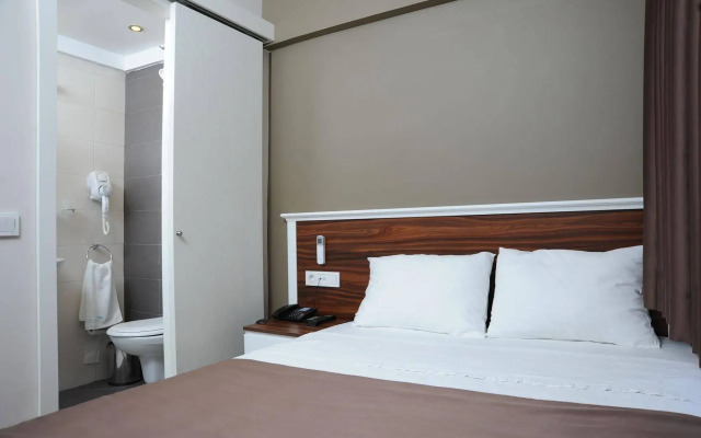 Deniz Palace Hotel
