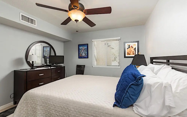 Bluebell Retreat 2BR by Casago