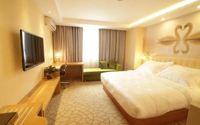 Beijing Red Hotel