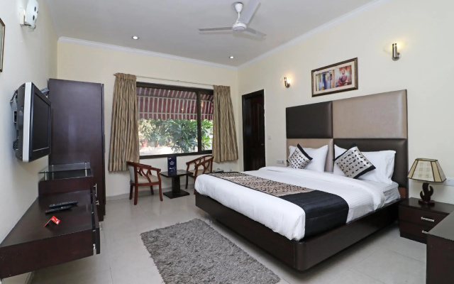 OYO 10171 Hotel Comfort Stay