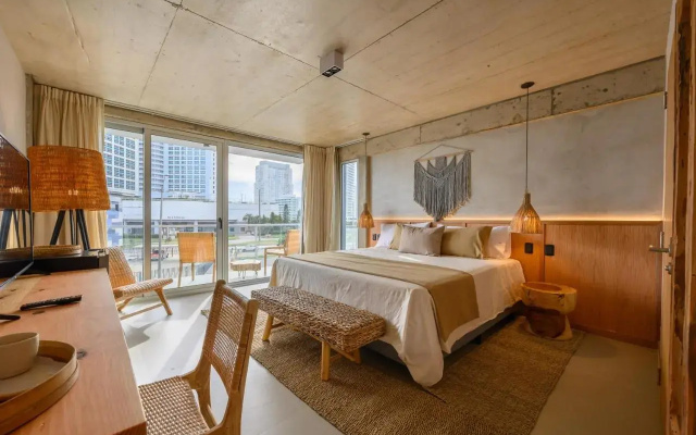 Ambar Hotel
