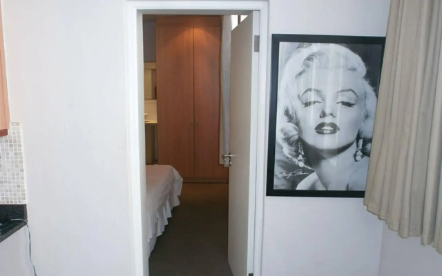 Glaston House 206 Apartment