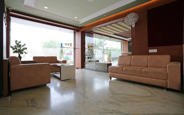 OYO 9204 Hotel Anant Palace