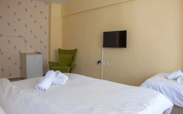 Pause Hotel