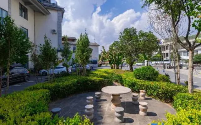 Tengchong Yongle Hot Spring Resort