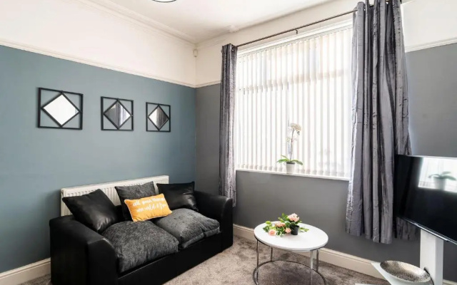 Contractor & Leisure & Garden & Central Location