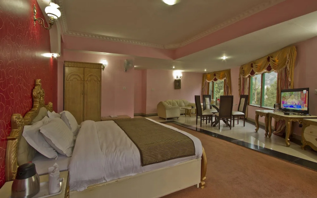 Royal Park Resort