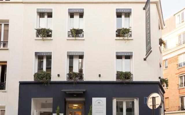 Отель Residence Aurmat a Boulogne-Billancourt вид на фасад