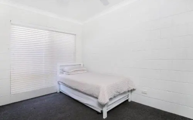 Booker Pde 34, Unit 2 - Pet Friendly -