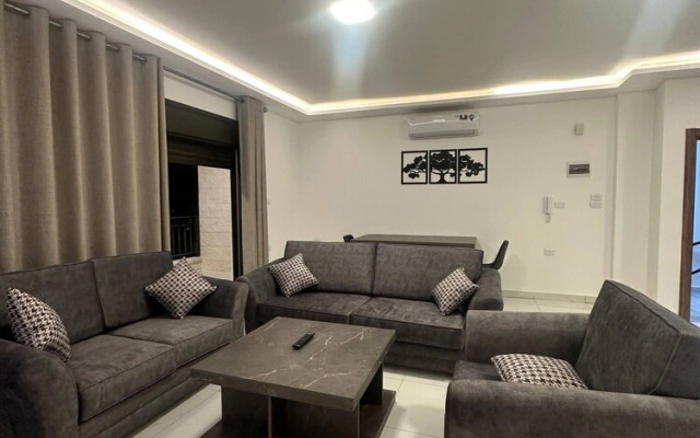 JRE Cozy Home Near All Services 21