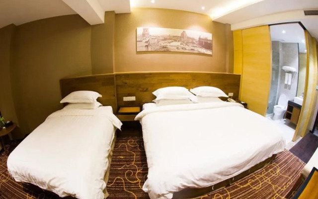 Atour Hotel Shanghai Jing'an IMIX Park