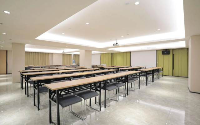 Ji Hotel Urumqi Youhao Mingyuan Hotel
