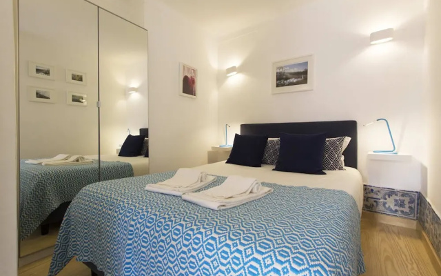 CHIADO BLUE by HOMING