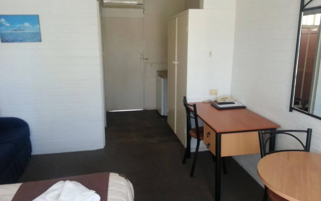Sunraysia Motel & Holiday Apartments