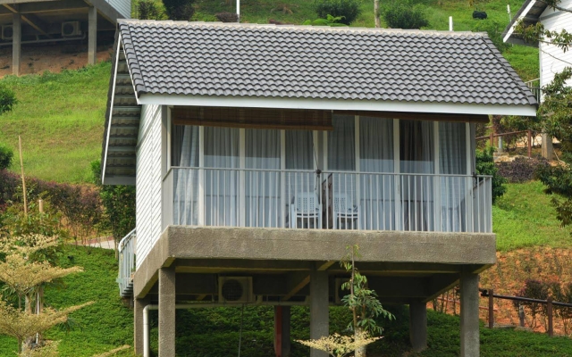 Laman Pesona Resort Spa In Raub Malaysia From 47 Photos Reviews Zenhotels Com