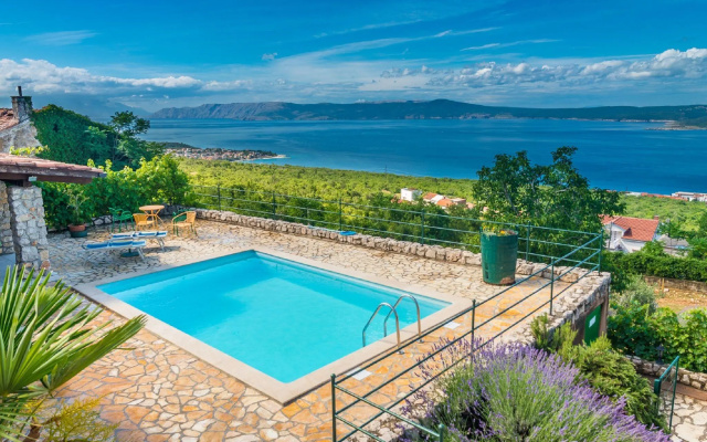 Modern Villa in Crikvenica with Pool