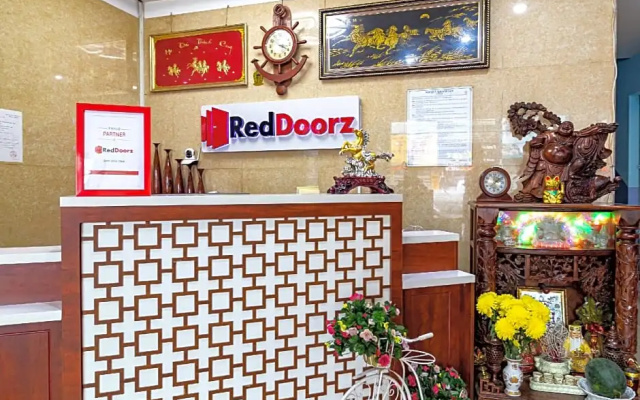 RedDoorz Nam Bac Hotel Phan Dang Luu Phu Nhuan