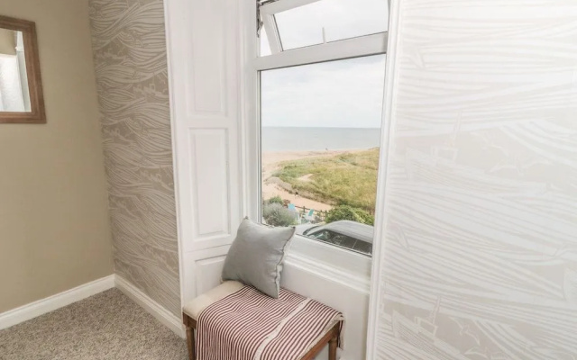 Larksbay View