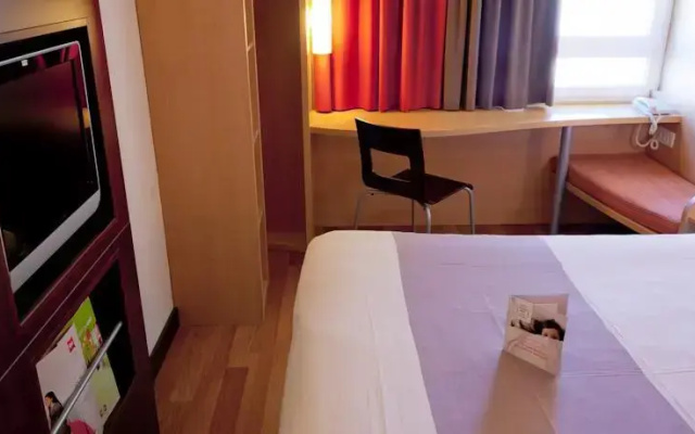 ibis Bron Eurexpo