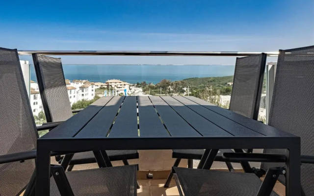 Small Oasis 2366 Sea View