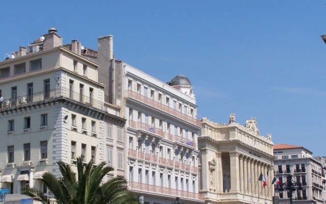 Отель Escale Oceania Marseille Марсель вид на фасад