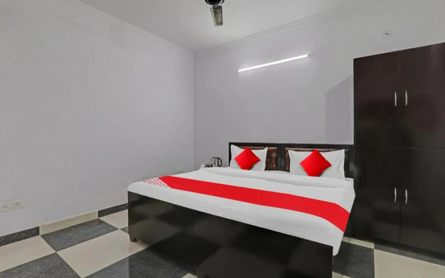 OYO Flagship 80680 Hotel Harsh Inn