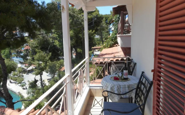 Pension Galazios Kolpos