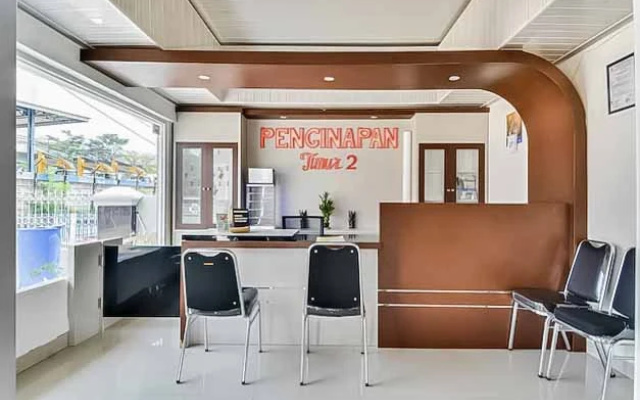 RedDoorz near Palembang Airport 2