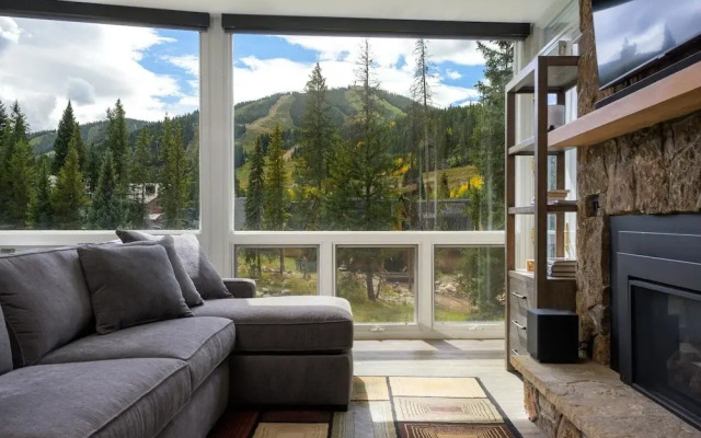 Riverside Retreat 2 Bedroom Condo