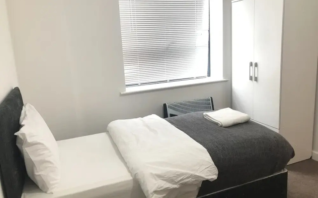 Showcase Apartments - Highcross House Apart Hotel